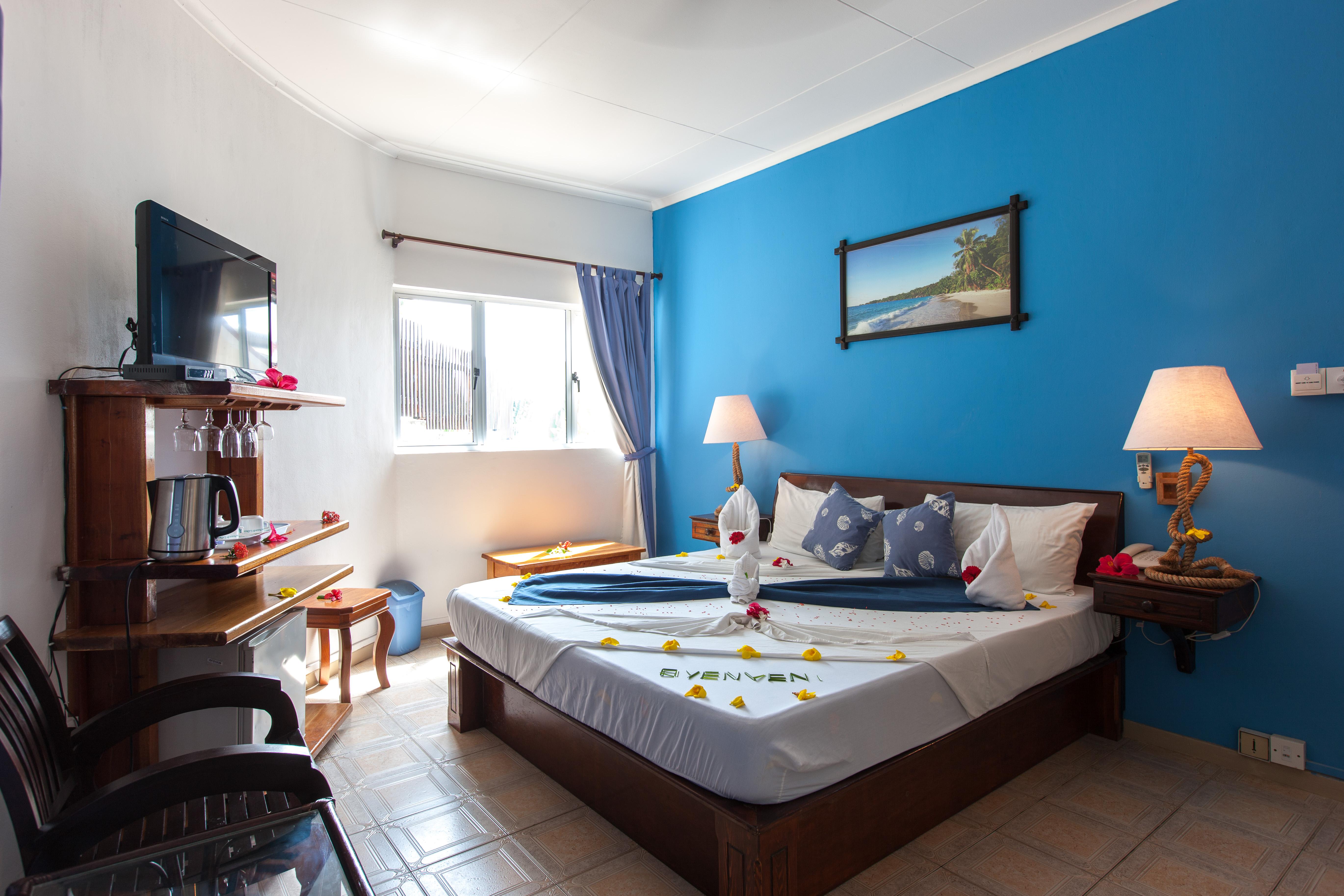 Le Relax Hotel And Restaurant Anse Royale Buitenkant foto