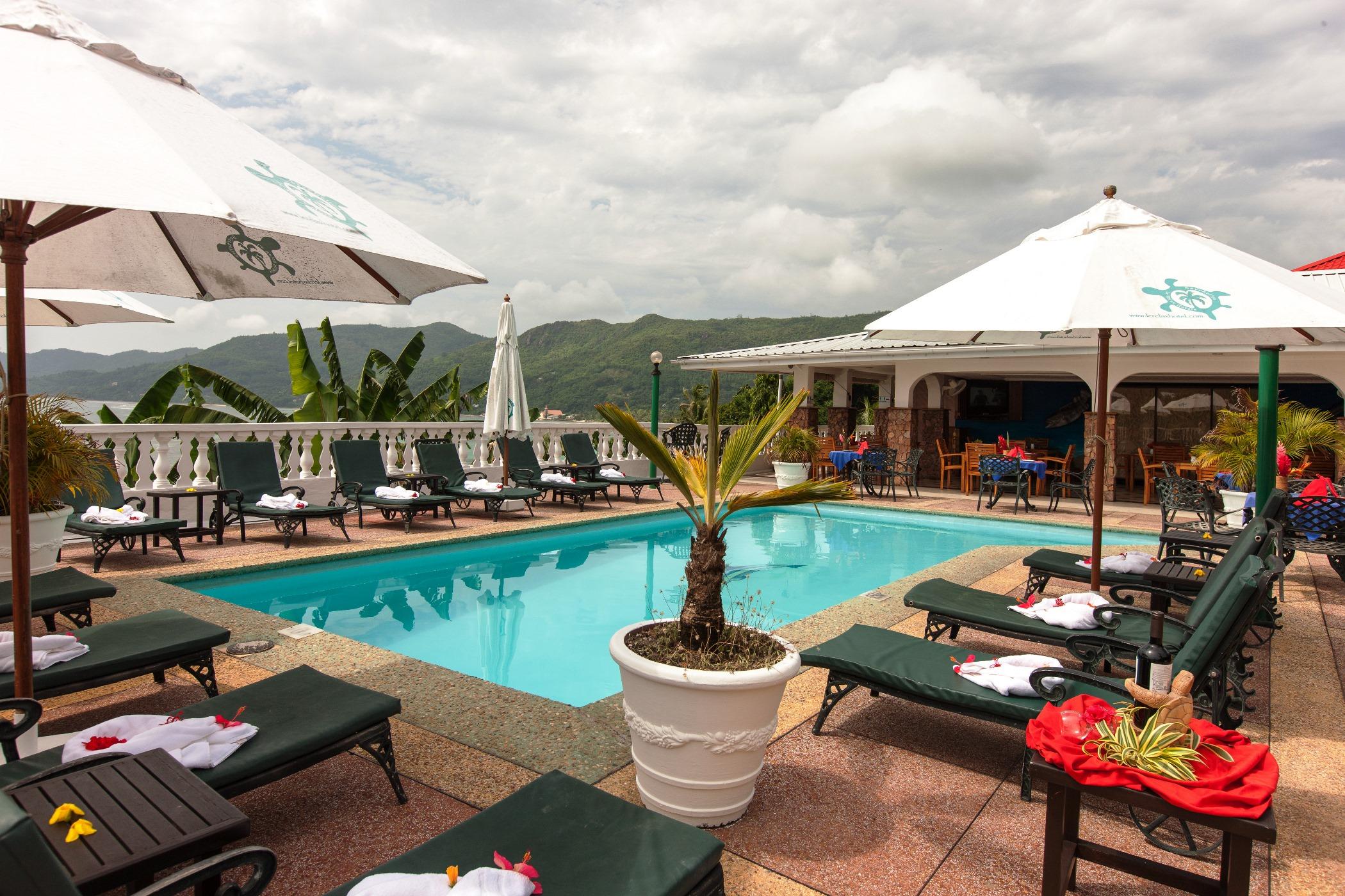 Le Relax Hotel And Restaurant Anse Royale Buitenkant foto
