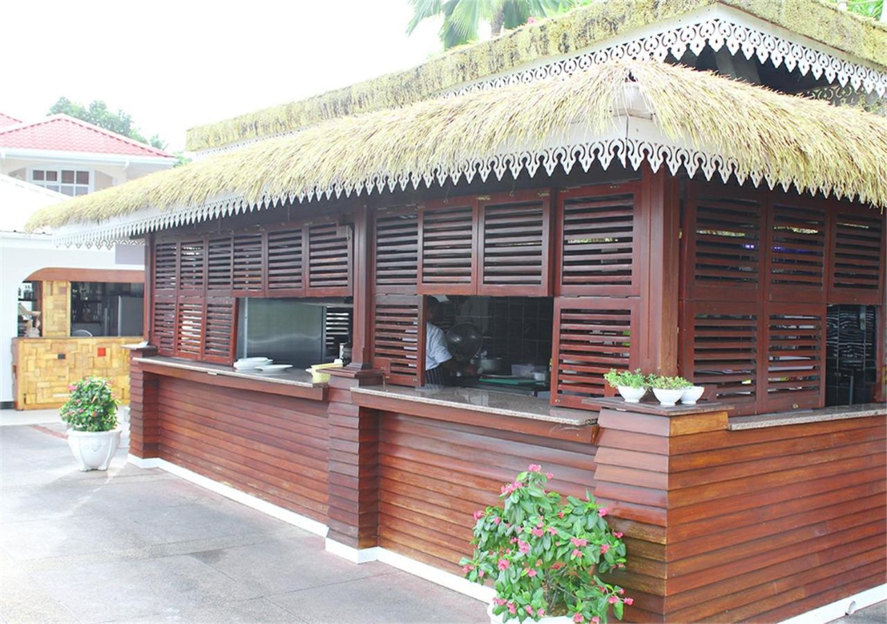 Le Relax Hotel And Restaurant Anse Royale Buitenkant foto